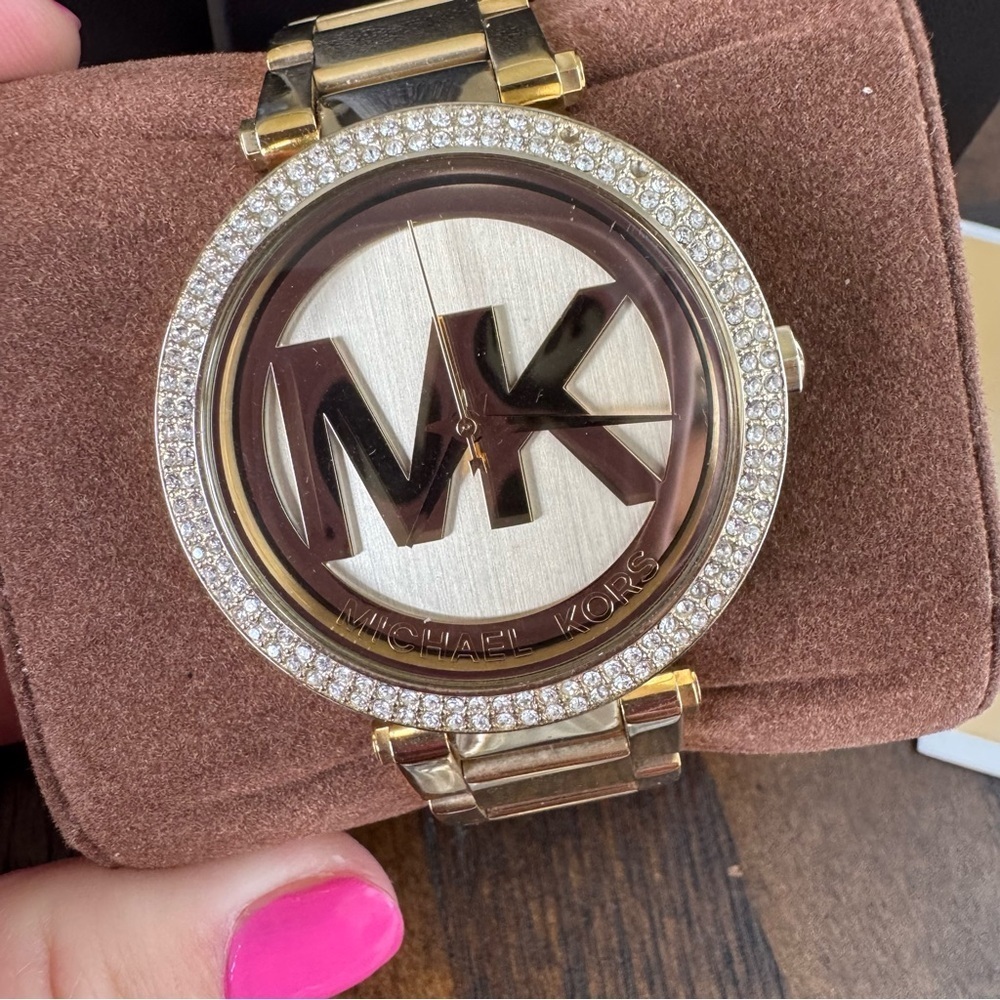 Michael Kors Gold-Tone Large Dial Watch with Logo Dial - Picture 3 of 9